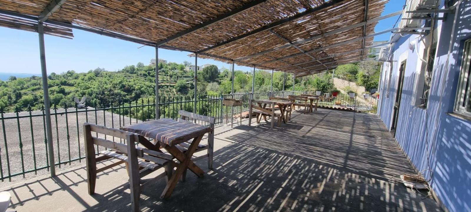 Hotel Restorant Olti Shetaj エクステリア 写真