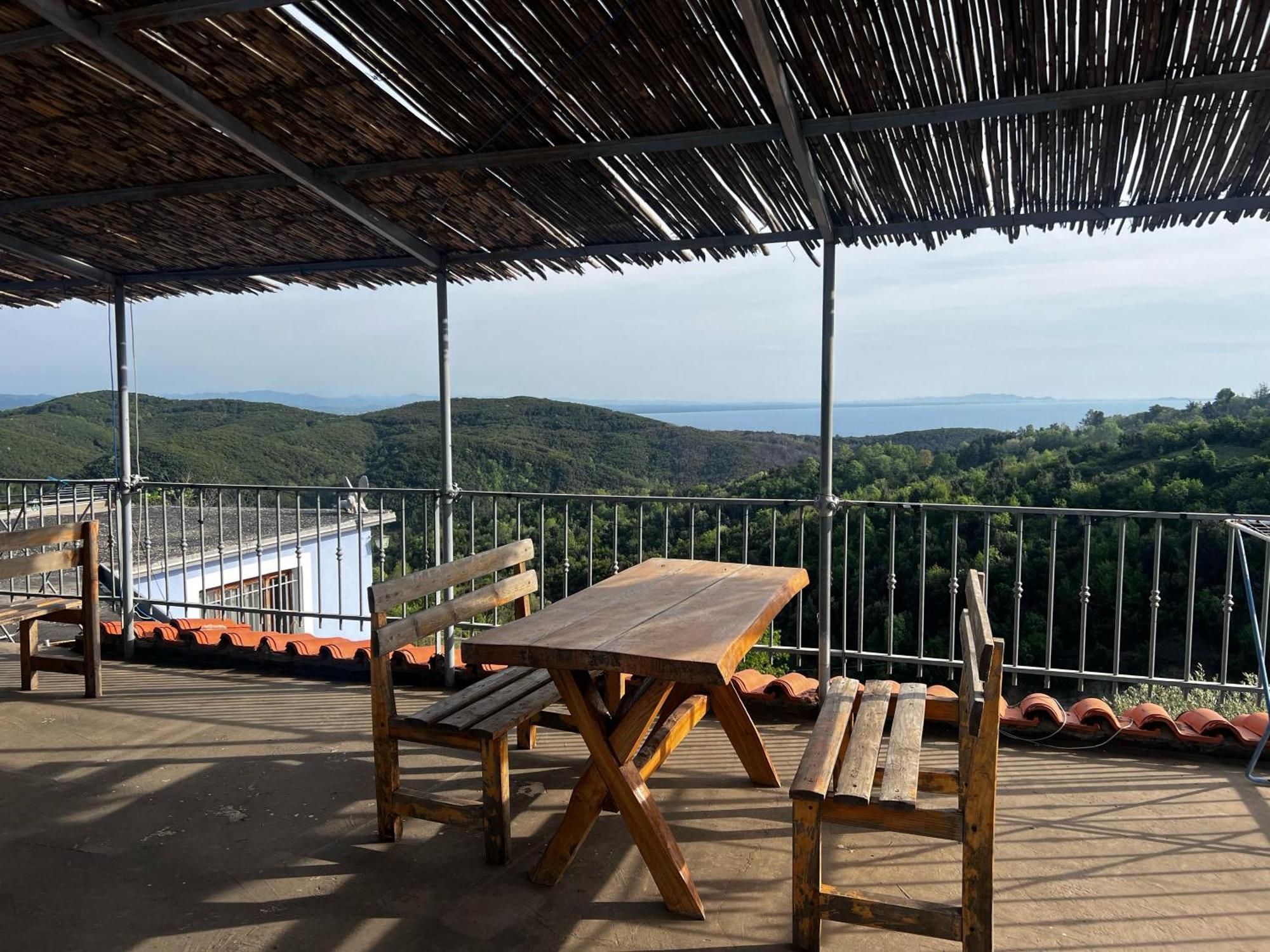 Hotel Restorant Olti Shetaj エクステリア 写真